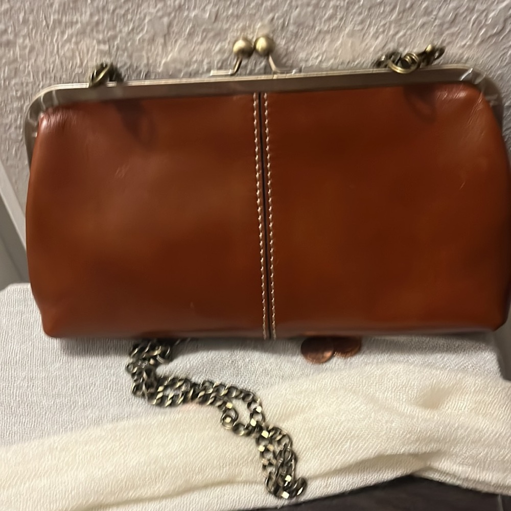 🍂Brown leather PATRICIA NASH clutch removable strap.